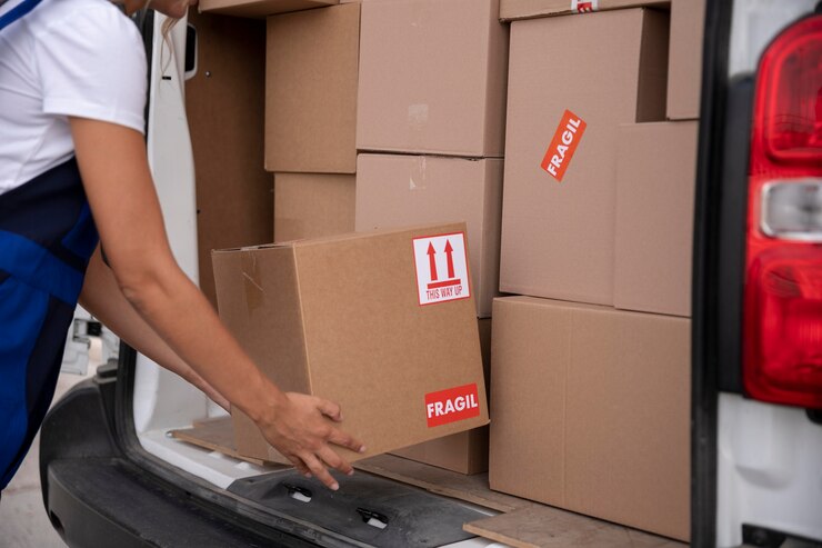 Residential Moving - Bayut Movers - Al Ain